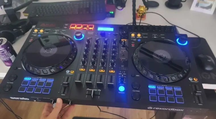 Pioneer DDJ-FLX6 4-kanałowy kontroler DJ do Rekordbox i Serato