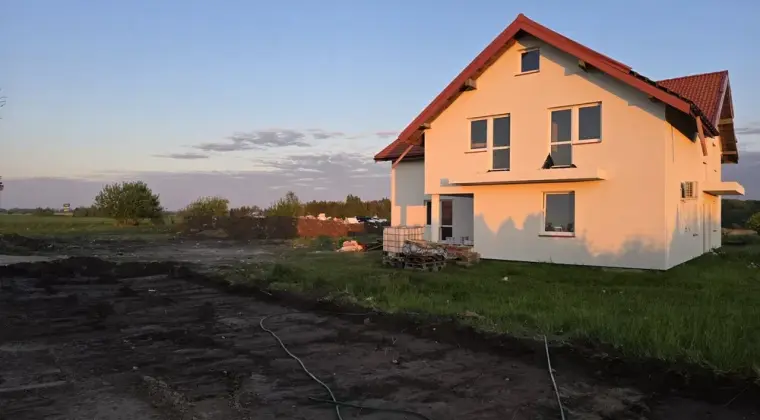 Mieszkania nad morzem w kameralnym budynku.