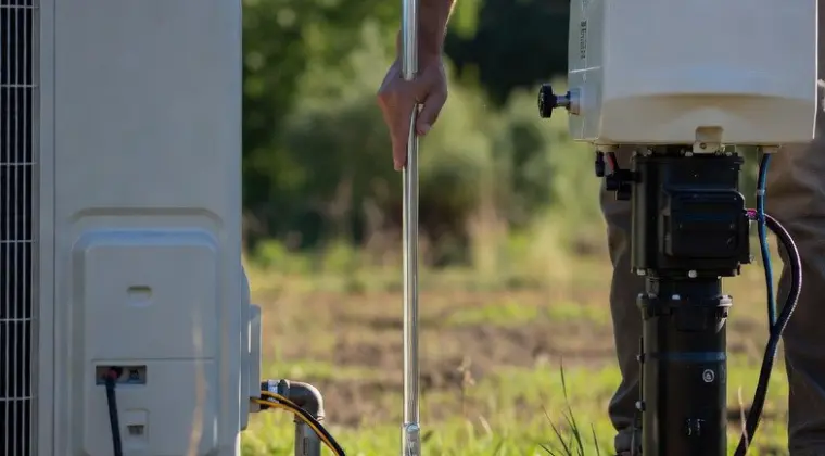 Szukanie żył wodnych pod studnie i gruntowe pompy ciepła