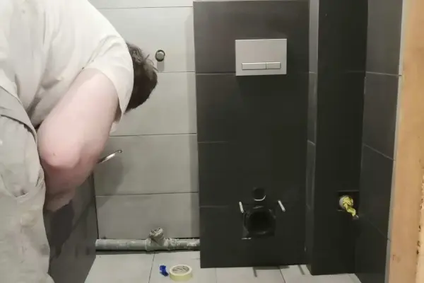 DOŚWIADCZONY pracownik budowlany podejmie zlecenie.