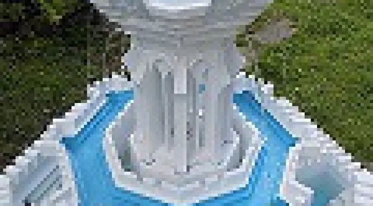 Fontanna do ogrodu /Fontaine/ Fontän /Fontein/ Fuente del jardín/ Font