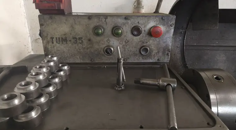 Tokarka uniwersalna TUM 35 – polska produkcja – 9 900 zł (do negocjacji)