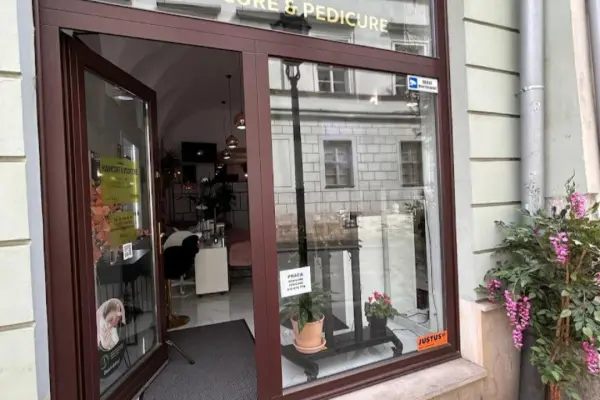 Odstąpię luksusowy lokal kosmetyczny – Kraków Rynek