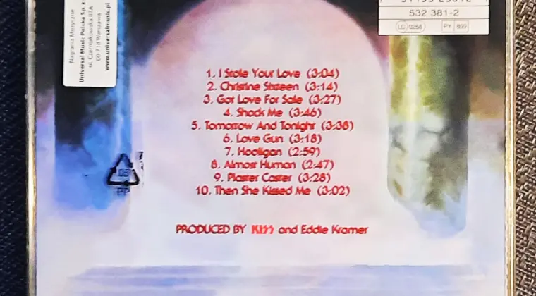 Polecam Znakomity  Album CD Kultowego  Zespołu KISS Love Gun CD