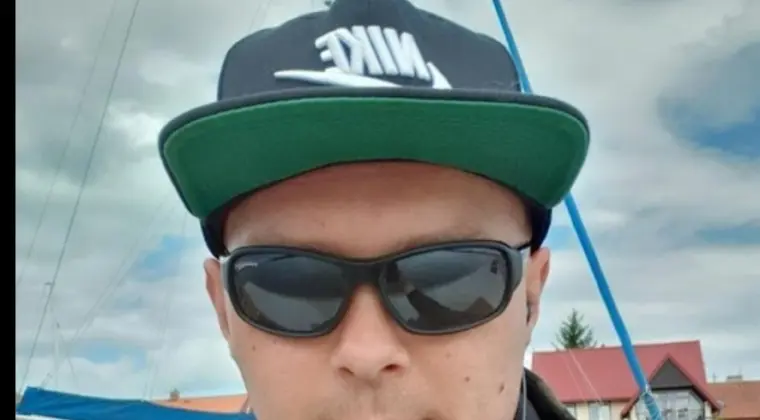 Randka - dziewczyna poszukiwana