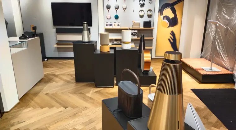 Pracę remontowo-budowlane z możliwością projektowania wnętrz lub pełną kompleksową pracę pod klucz .