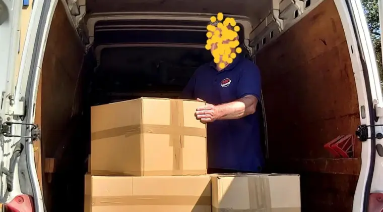 Przesyłki Kurierskie Krajowe i Międzynarodowe