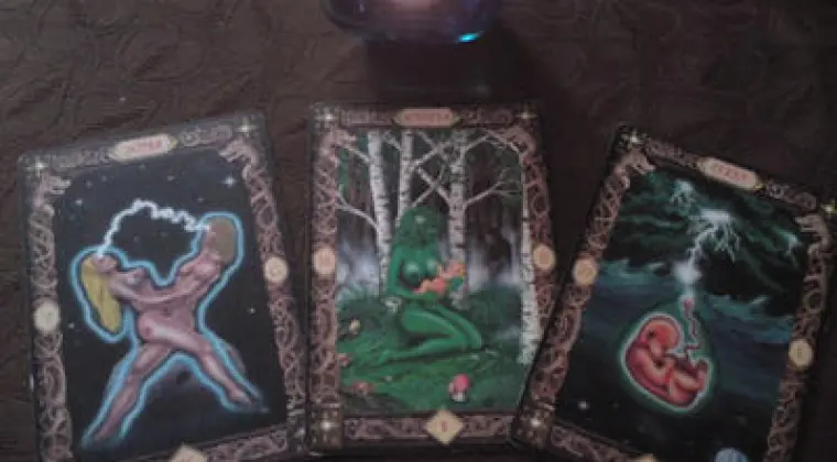 Karty Runy Tarot Wróżba Wróżby Doradca życiowy Profesjonalnie