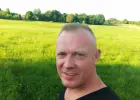 Poznam Miłą o Urokliwych Wdziękach Kobietę