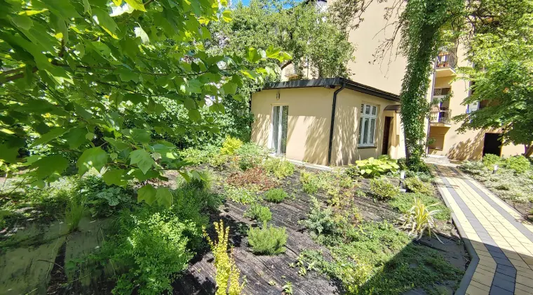 Mieszkanie - mini domek Kraków Centrum okazja / taras, ogród, centralne