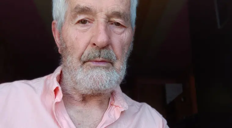 Samotny wdowiec po 70-tce szuka drugiej połówki.