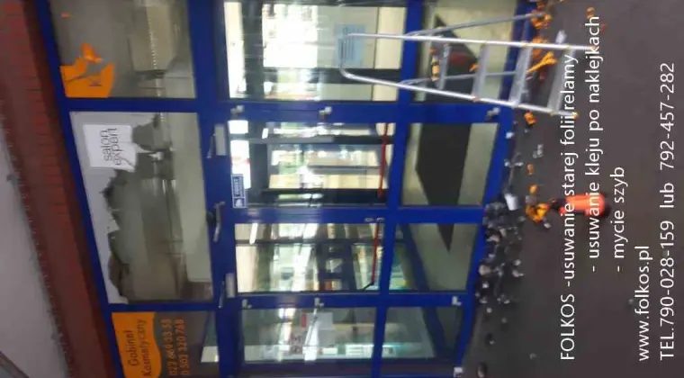 Usuwanie folii z szyb, witryn, usuwanie kleju-Usługa Warszawa 