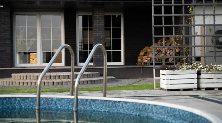 5150-Wyjątkowy dom z basenem w urokliwej okolicy