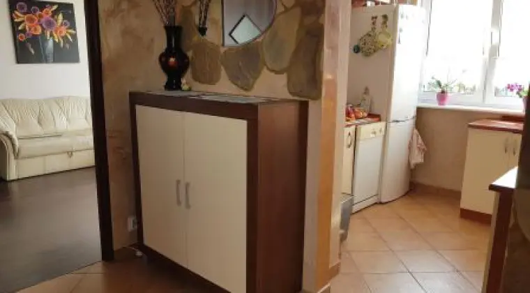 Słoneczne i umeblowane 2-pokojowe mieszkanie na sprzedaż