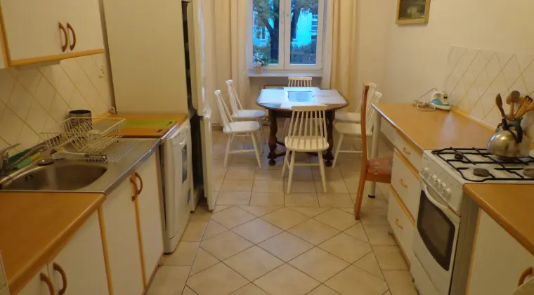 Od zaraz, mam kwaterę dla 6 os. dla firmy/ekipy przy PKP WArszawa-Włochy