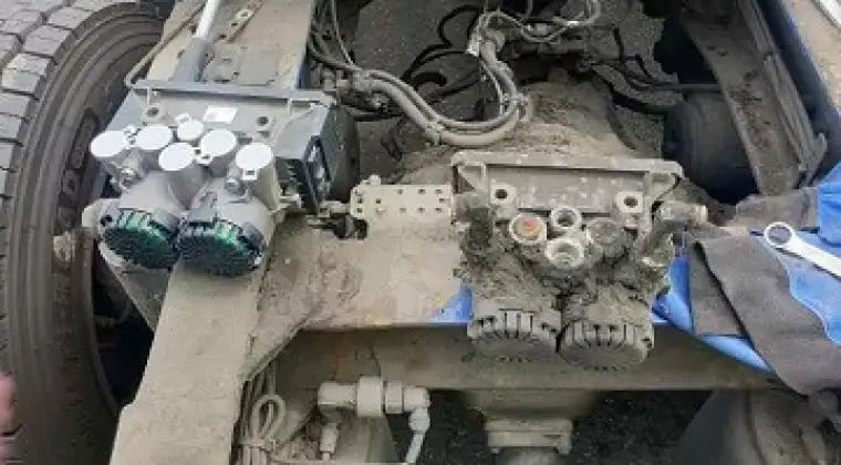 Mobilny serwis ciężarówek, naprawa TIR Poznań