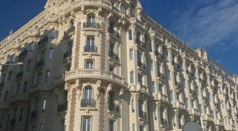 Przewóz mebli rzeczy przeprowadzki Francja Polska Francja