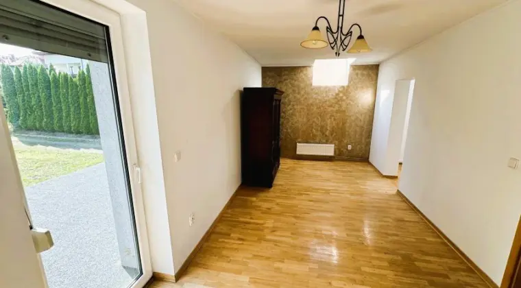 Duży dom 700m² z potencjałem Kraków