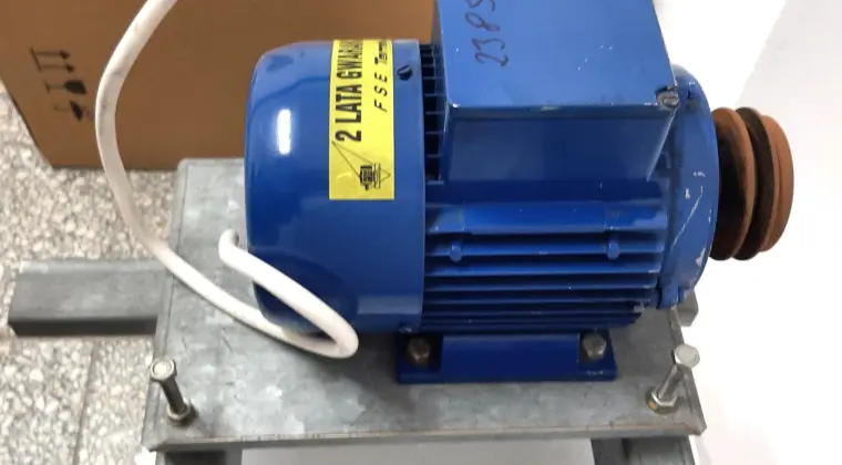 Polecam 2 Silniki 230/400V 1,1 kw i 0,9 kw z Kompresorem