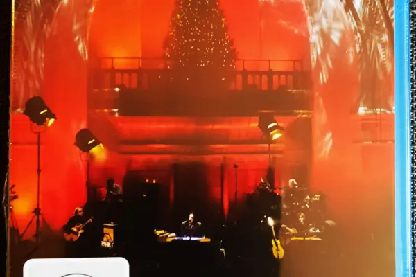 Polecam Wspanialy  Album Blu Ray Koncert MARILLION Live From Cadogan Hall