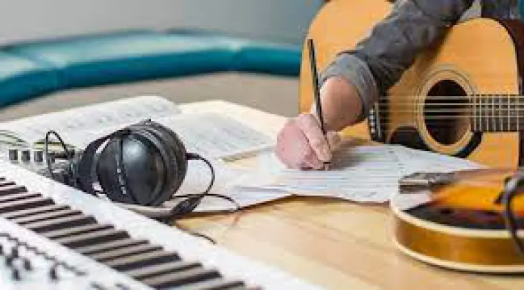 Piszę teksty piosenek: Songwriter, tekściarz, muzyk, poeta
