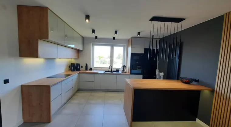 Meble na wymiar od projektu po realizacje