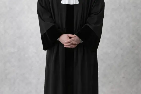 Szukam calkiem normalnej  nadajacej sie do zycia Kobiety