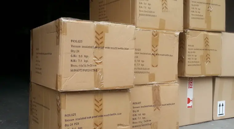 Przesyłki Kurierskie Krajowe i Międzynarodowe