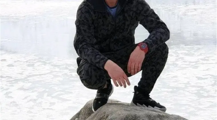 Randka - dziewczyna poszukiwana