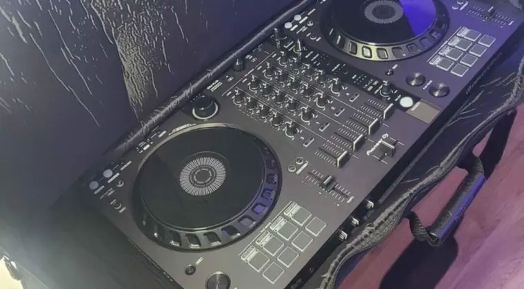 Pioneer DDJ-FLX6 4-kanałowy kontroler DJ do Rekordbox i Serato
