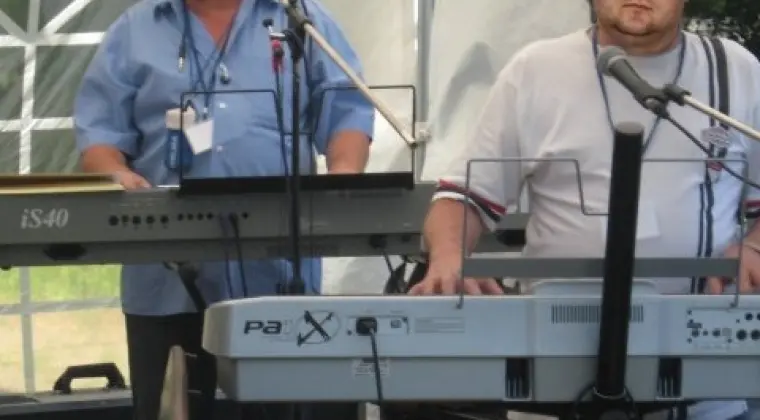 "Art Akcent  "Toruński  Zespół  Muzyczny