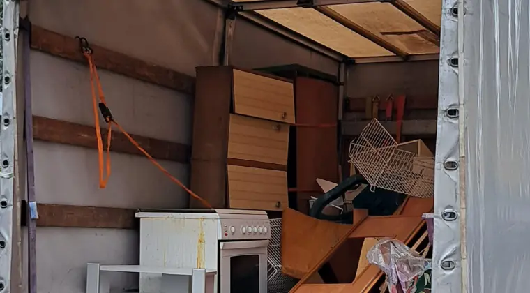 Wywóz Gratów/ Opróżnianie Mieszkań