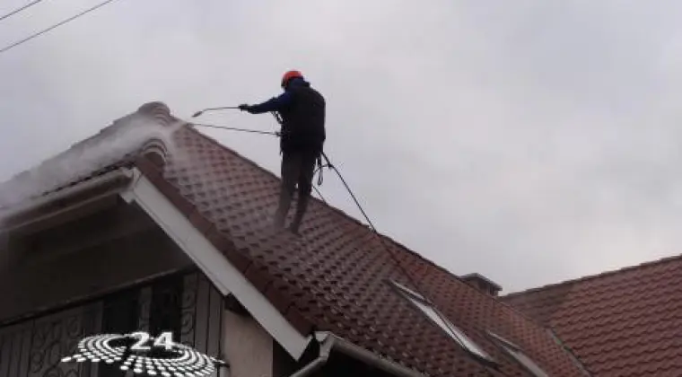 Mycie i malowanie dachów