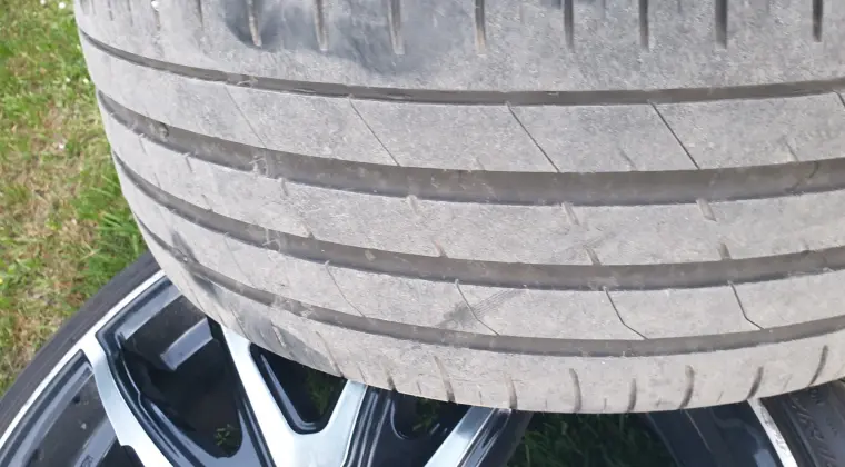 Felgi do Toyota MR2 4 szt. z oponami