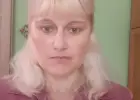 Miła, rozsądna dziewczyna z Berlina pozna fajnego mężczyznę.