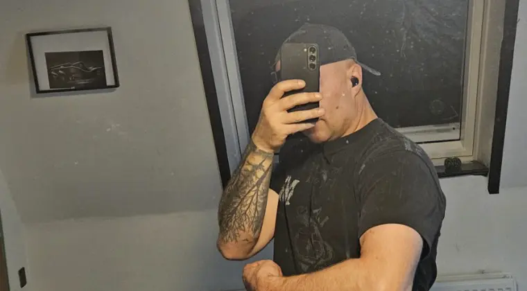 Randka - dziewczyna poszukiwana