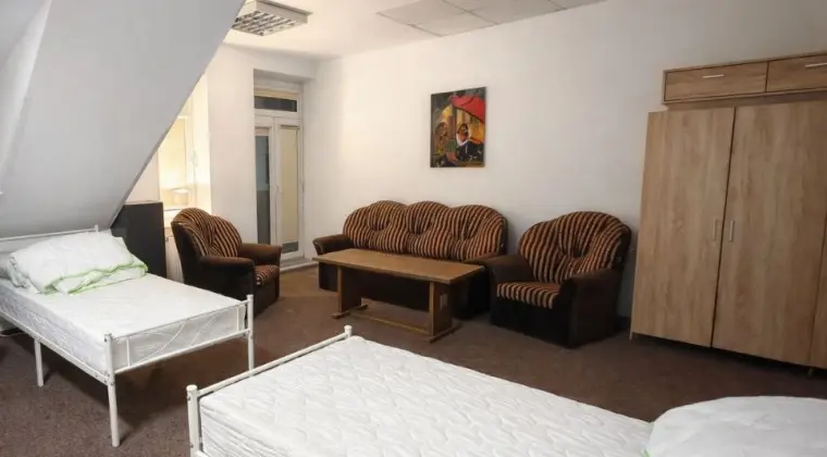 HOSTEL „ORŁOWSKI” — WIĘCEJ PRZESTRZENI, WIĘCEJ KOMFORTU, LEPSZY VIBE