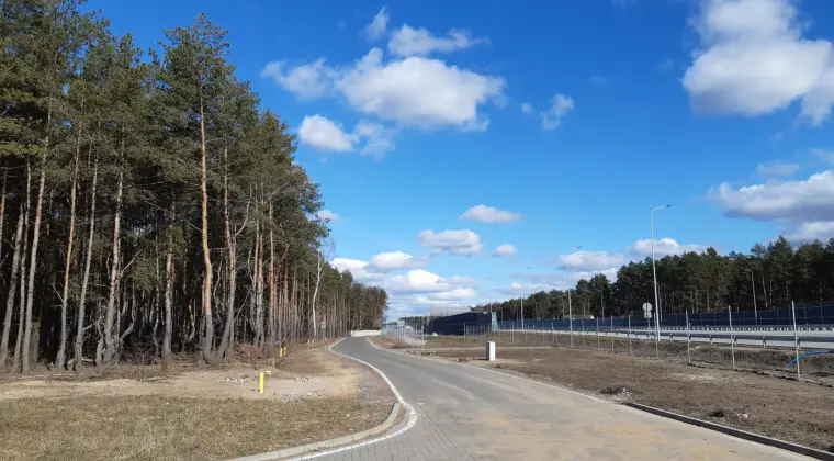 Działka lesna w Warszawie, nieopodal trasy Mostu południowego NA lokatę kapitału i INWESTYCJĘ w przyszłości!