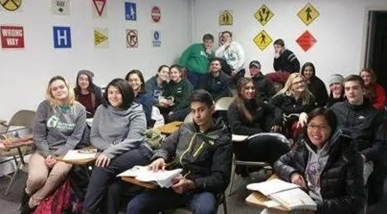 AUTO METRO- BEST DRIVING SCHOOL IN CHICAGOLAND