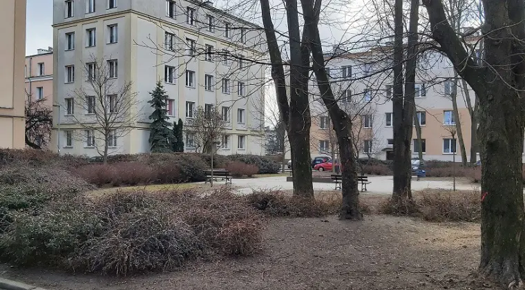 Sprzedam bezpośrednio 2 pokojowe 47m2 przy metrze