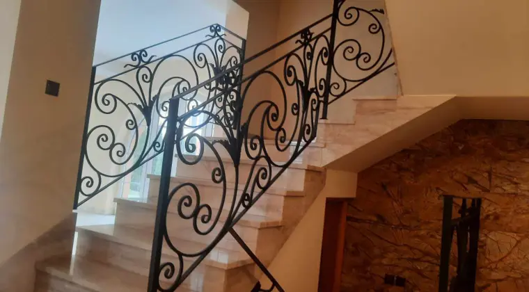 Bramy, Ogrodzenia, Balustrady Kute Oraz Nowoczesne