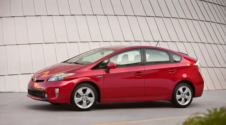 WYNAJEM TAXI – TOYOTA PRIUS III – 89 PLN / DZIEŃ
