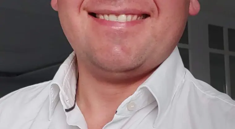 Poznam samotną  Panią 