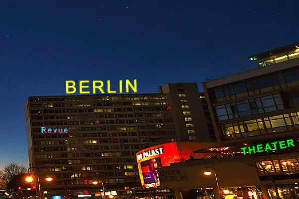 Niemiec pozna Mila/Atrakcyjna